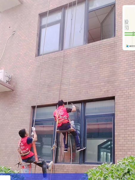 金湾承接各类窗户玻璃维修